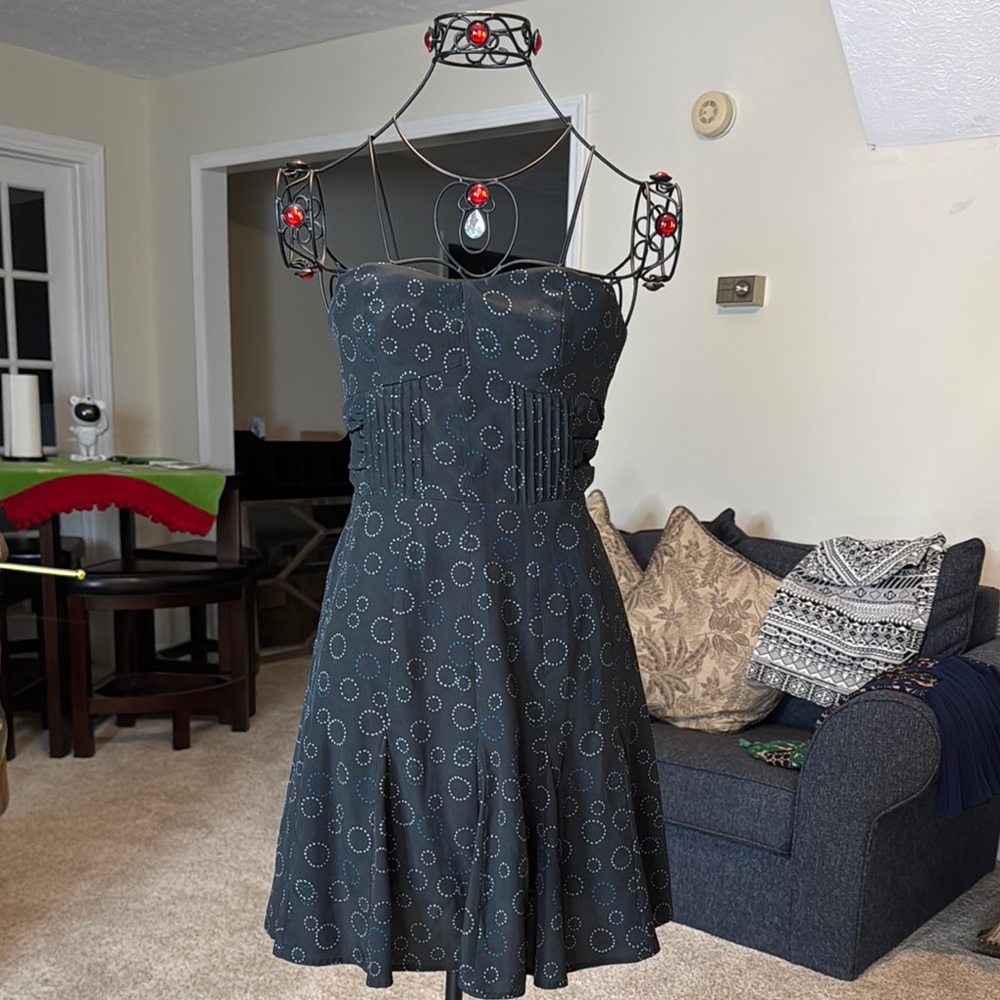 Elegant Black Strapless Dress